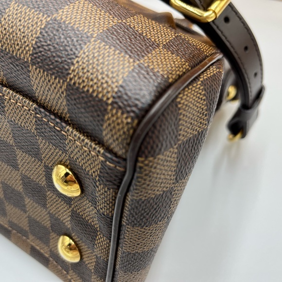 Luis Vuitton Damier Ebene Trevi PM - Picture 5 of 12